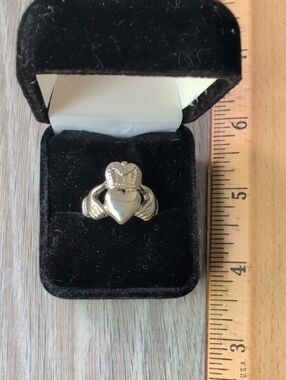 Silver Claddagh Ring - Women's Heart & Crown Design